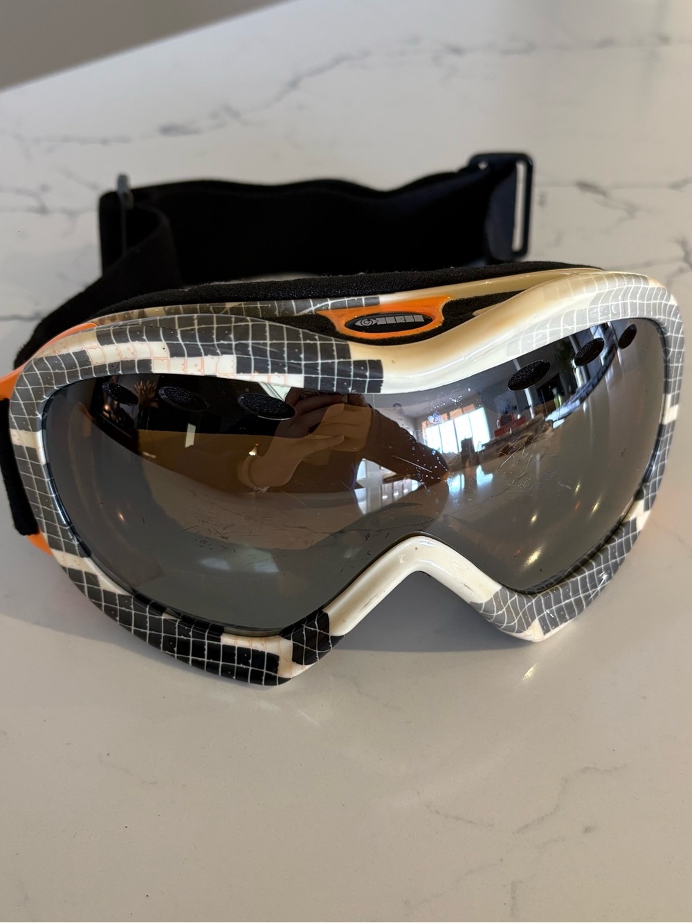 Optic Nerve Boreas Ski / Snowboard Goggles - Retro Grid Pattern